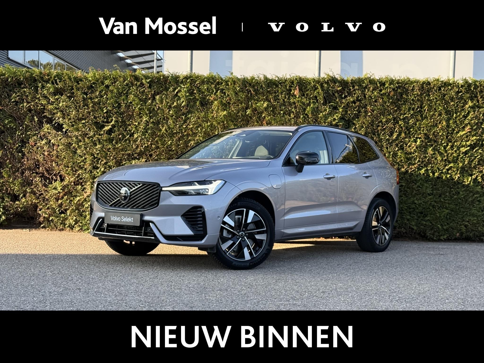 Volvo XC60 T6 Plug-in hybrid AWD Plus Dark | Trekhaak |