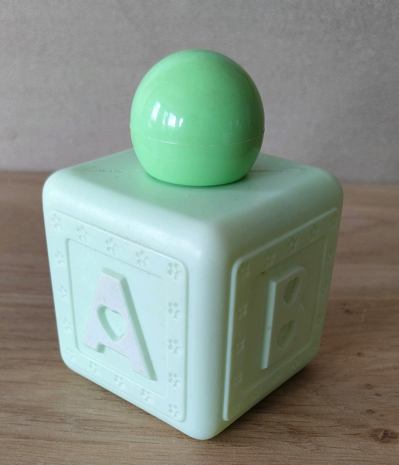 Vintage Avon Baby Lotion Speelblokje - Zachtgroen, Verzamelen, Verzenden, Gebruikt, Overige typen, Gevuld