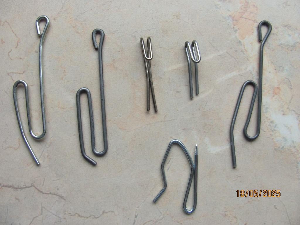 Diverse metalen GORDIJNHAKEN gordijnhaak gordijnhaakjes IZGS, Ophalen of Verzenden, Nieuw, Overige typen