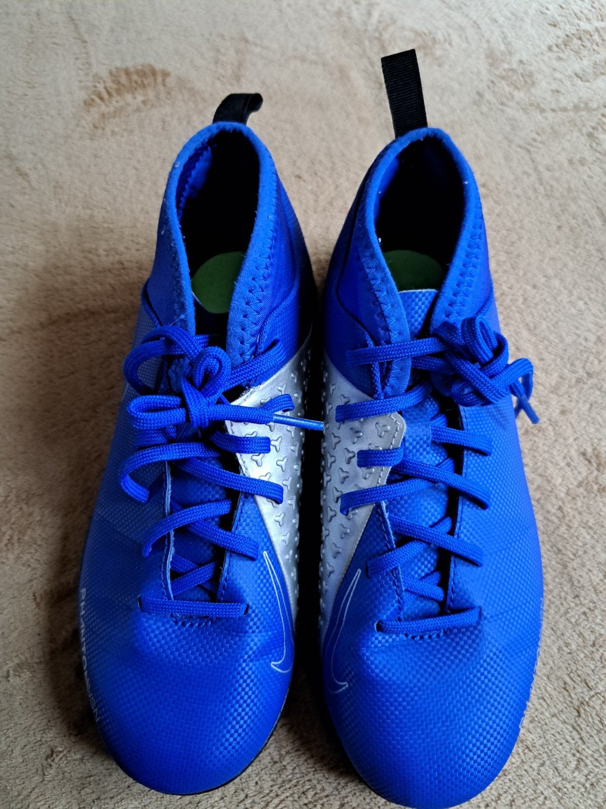 NIKE FHANTOM, Sport en Fitness, Voetbal, Ophalen, Maat XS of kleiner, Schoenen, Zo goed als nieuw