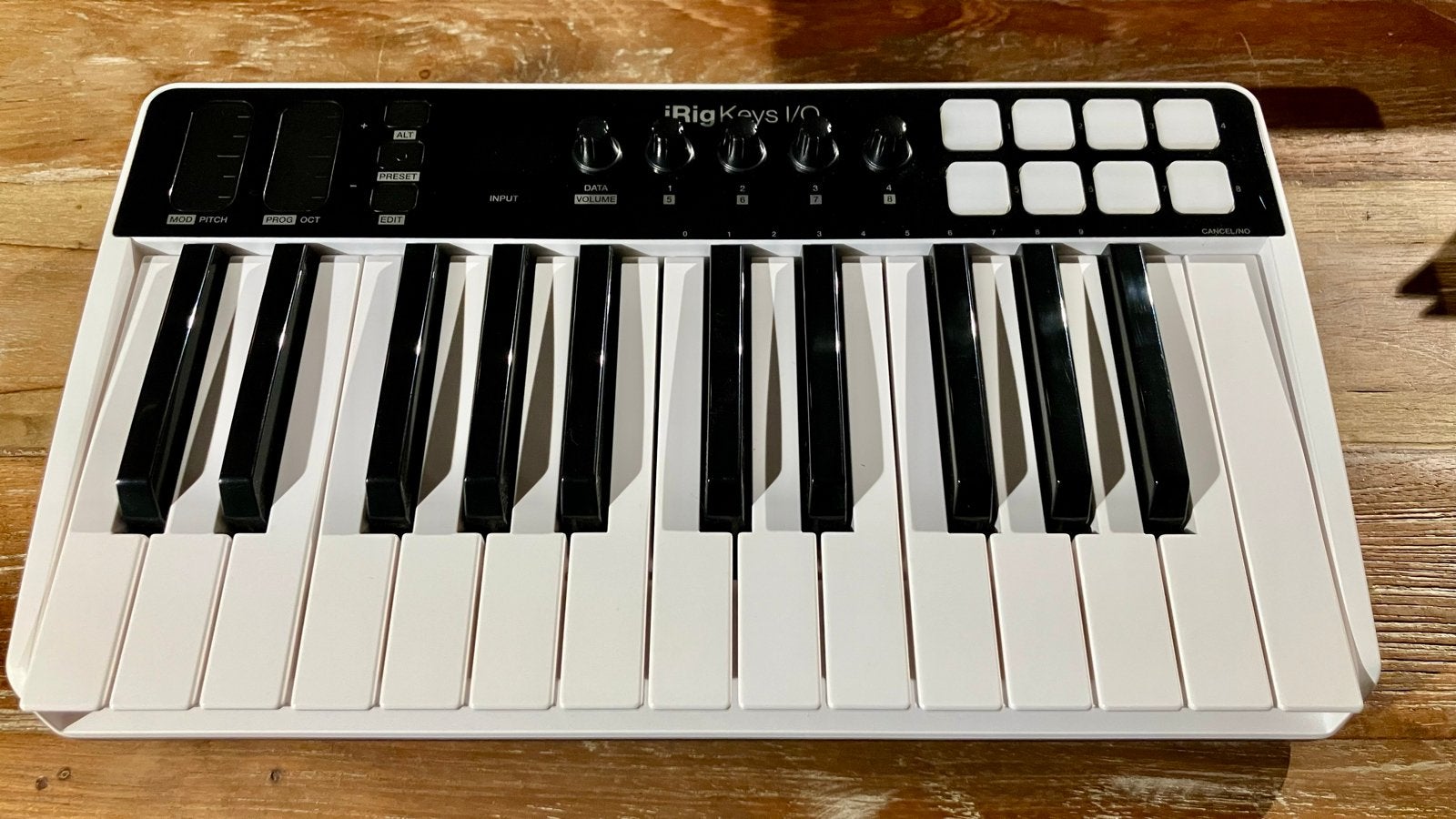 iRig Keys I/O 25 MIDI Controller met Audio Interface, Overige merken, Zo goed als nieuw, Aanslaggevoelig, Overige aantallen