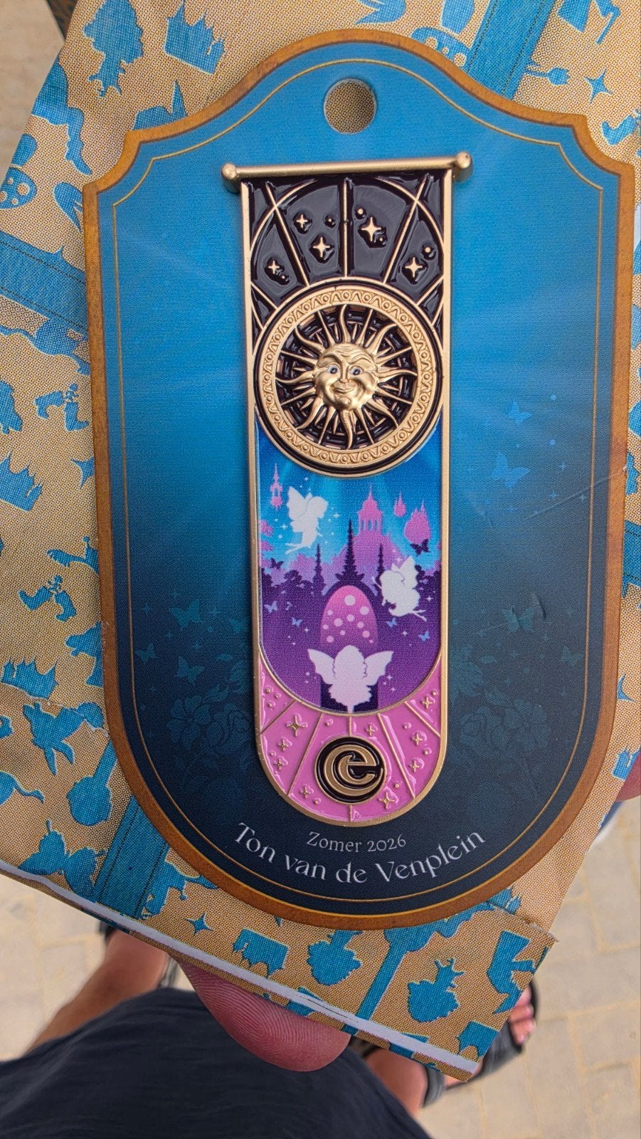 Efteling ton van de ven plein pin, Ophalen, Nieuw