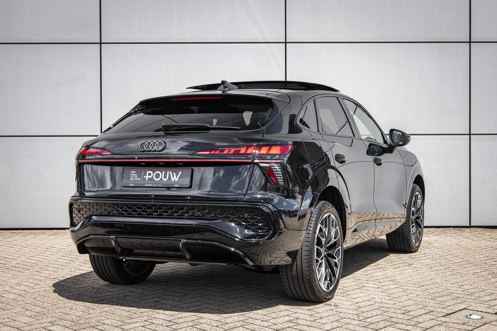 Audi Q3 Sportback 1.5 e-hybrid 272pk S edition | Trekhaak |, 1800 kg, 4 cilinders, 150 min, Plug-in hybride