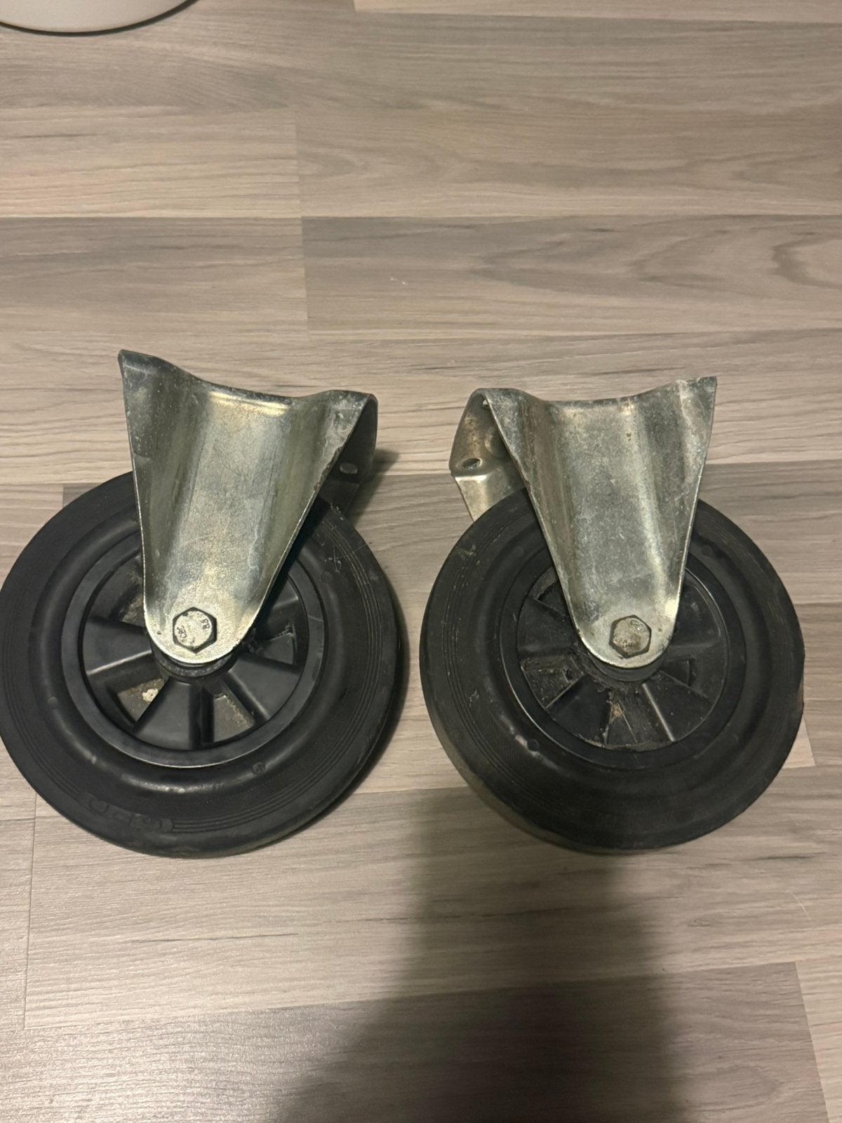 4 transportwielen +/- 20cm – 2 zwenkwielen + 2 bokwielen, Ophalen, Gebruikt