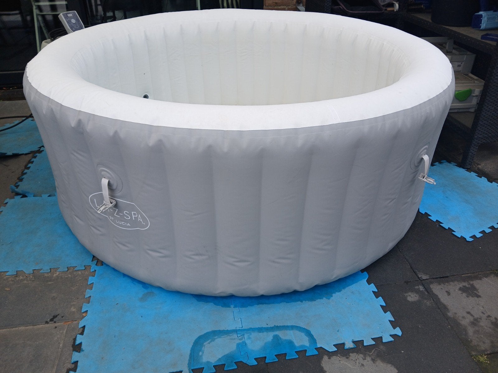 Lay-Z-Spa Lucia opblaasbare jacuzzi met pomp, Ophalen, Gebruikt, Pomp, Opblaasbaar