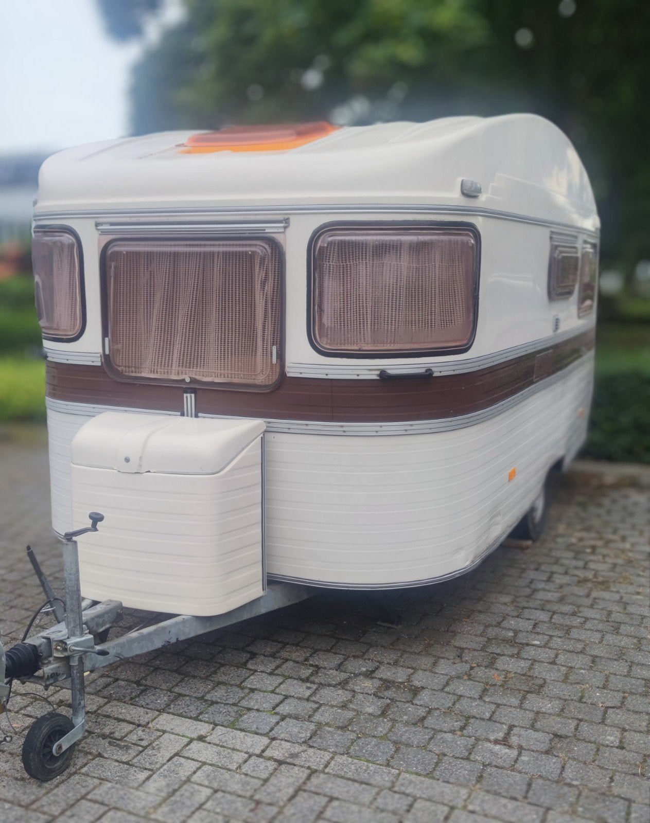 Constructam Coral 1 uit 1977 - Compacte Retro Caravan, Overige merken, Treinzit, Particulier, 500 - 750 kg