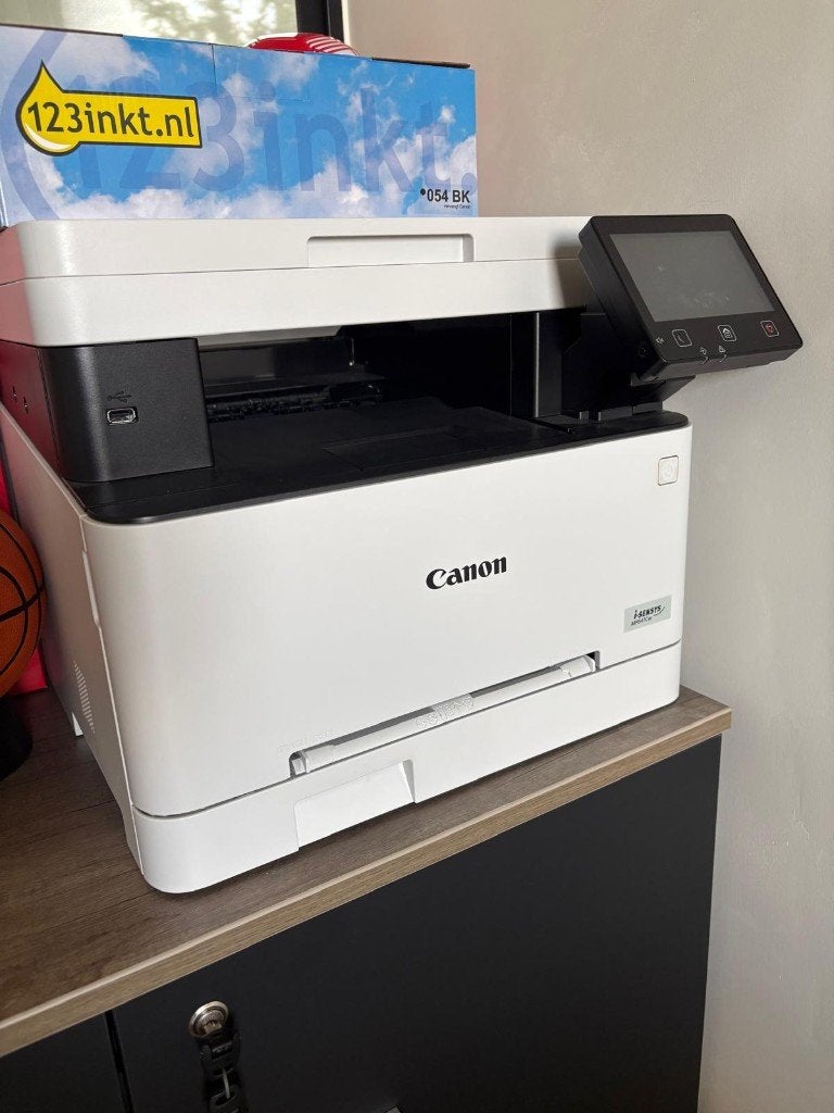Canon i-Sensys MF641Cw laserprinter (+ 1 zwart inktpatroon), Computers en Software, Printers, Ophalen, Gebruikt, Laserprinter