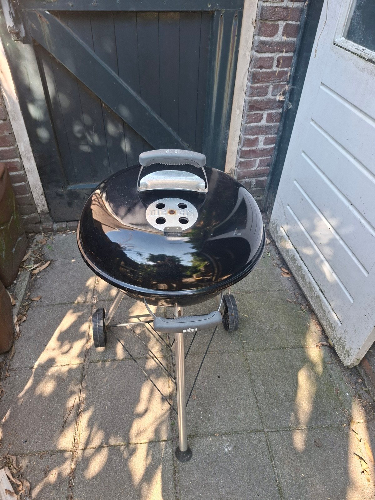 Weber Compact Kettle 47cm, Tuin en Terras, Houtskoolbarbecues, Ophalen, Gebruikt