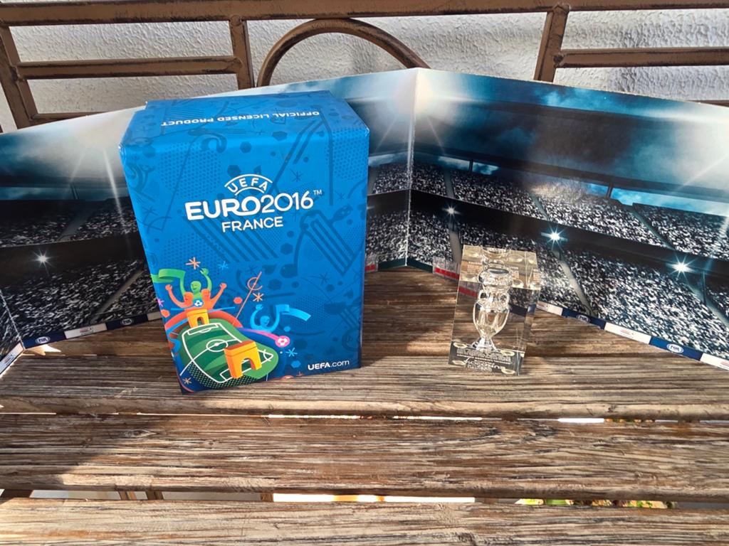 Officiële miniatuurreplica Henri Delaunay beker uefa Euro 16, Ophalen, Zo goed als nieuw, Overige typen