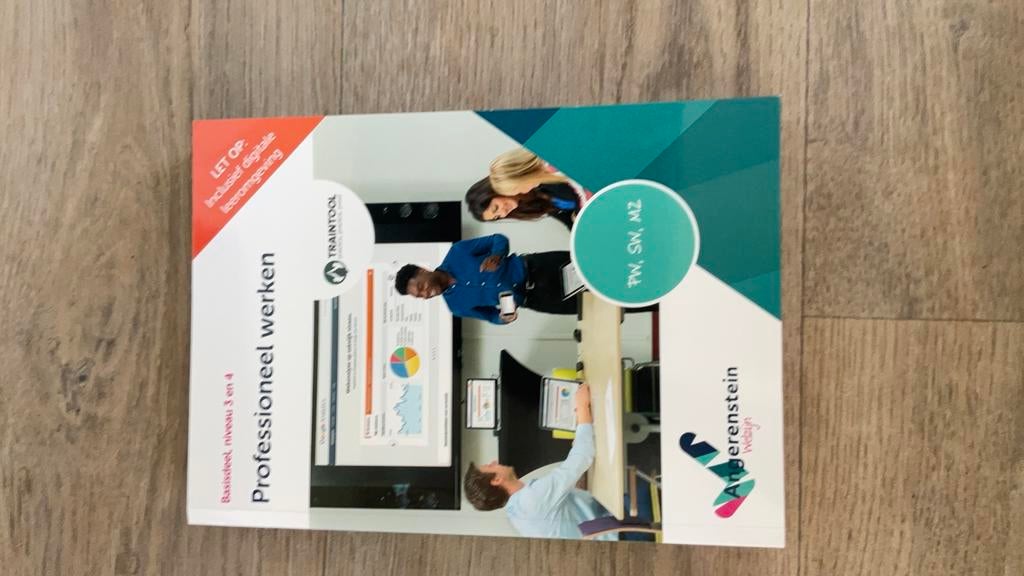 Studieboek ‘Professioneel werken’, Boeken, Ophalen of Verzenden, Nieuw, Overige niveaus, Overige vakken