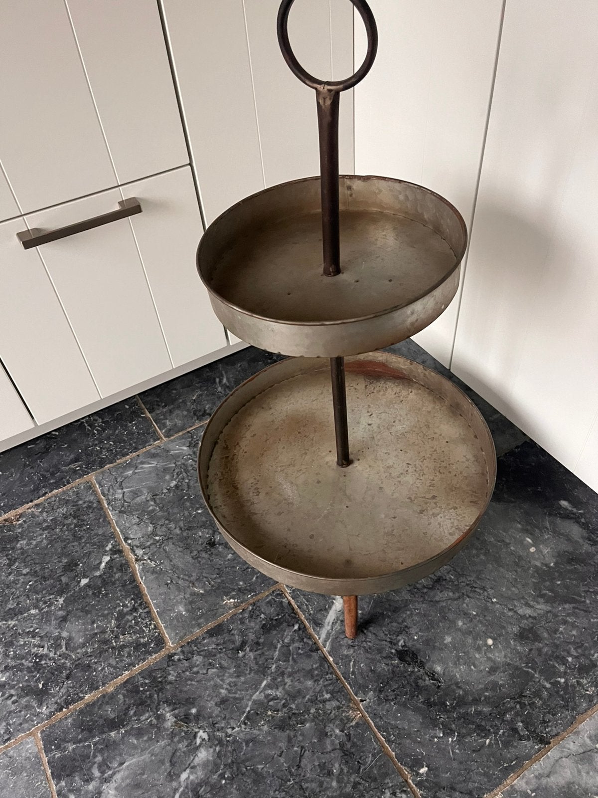 Soort zinken etagère, Ophalen, Gebruikt, Etagère, Overige materialen