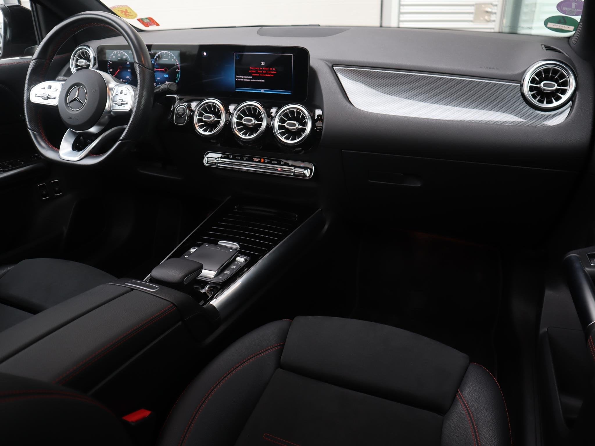 Mercedes-Benz GLA-klasse 250 e Business Solution AMG Limited, Auto's, 12 maanden, Stof, Bedrijf, Hybride Elektrisch/Benzine