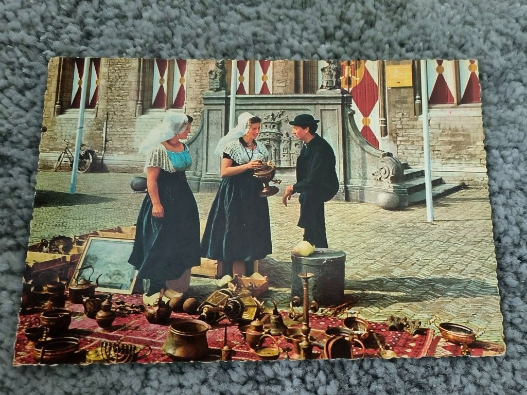 Kaart Zeeland klederdracht(44), Ophalen of Verzenden, 1980 tot heden, Gelopen, Klederdracht