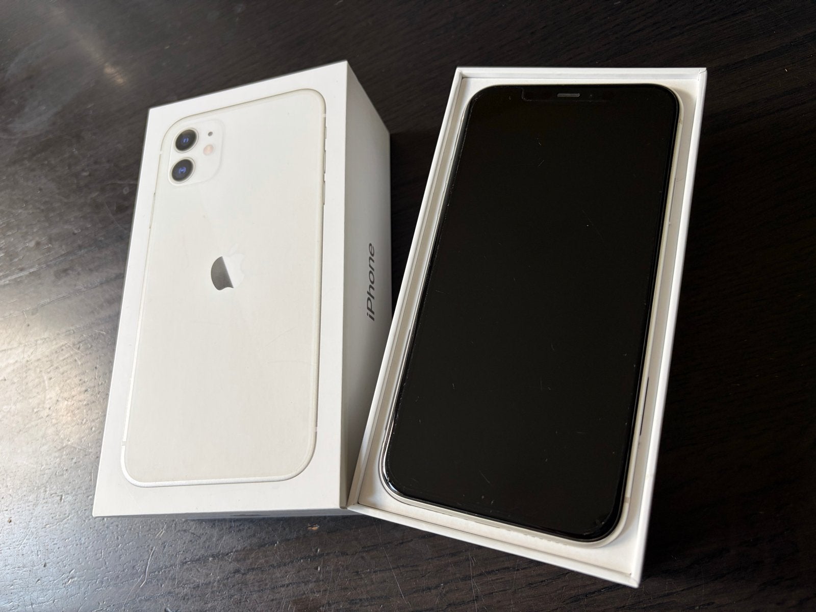 iPhone 11 Wit 64 GB - In nette staat, Gebruikt, 64 GB, Wit, 73 %