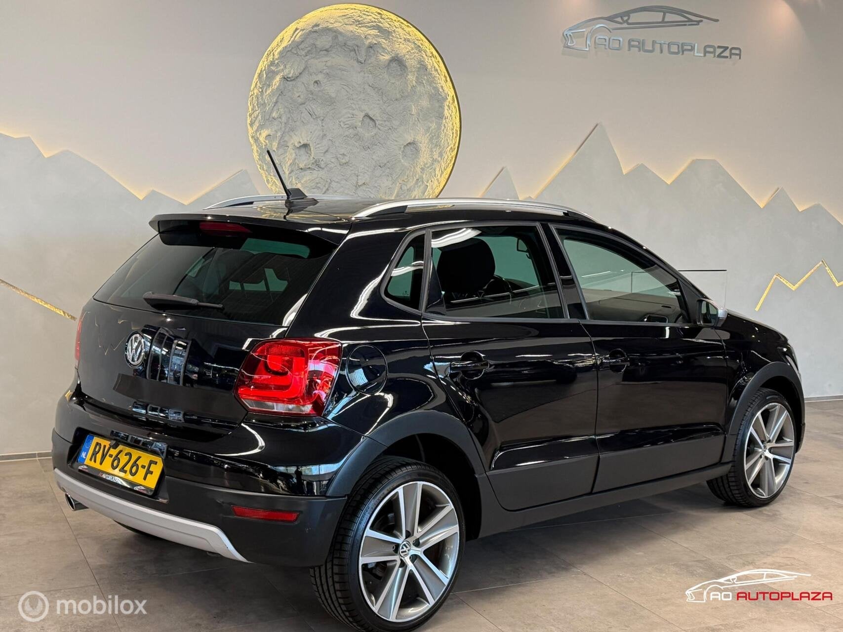 Volkswagen Polo 1.6 TDI Cross DSG Climate/Camera/Stoelverwar, Auto's, Euro 5, Verwarmde buitenspiegels, 4 cilinders, 620 kg