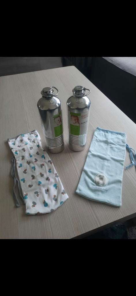 2 kruiken, Kinderen en Baby's, Badjes en Verzorging, Ophalen, Overige typen