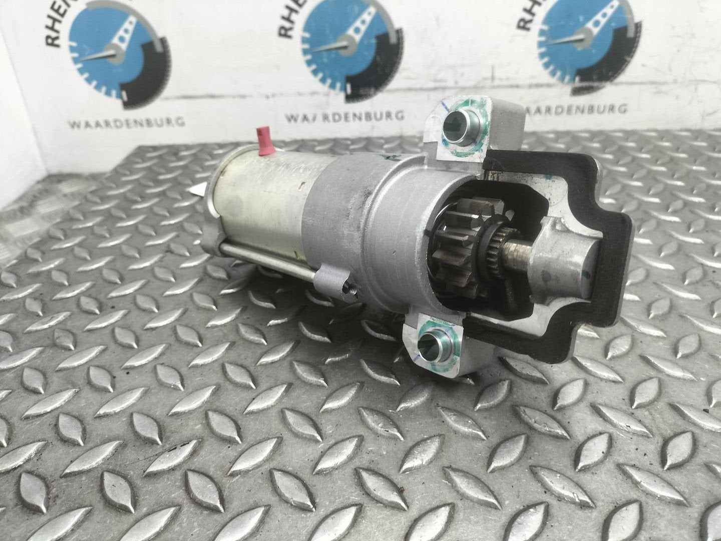 FORD KUGA Titanium STARTMOTOR PZ1T11000BA 2024, Ophalen of Verzenden, Gebruikt, Stiba lid