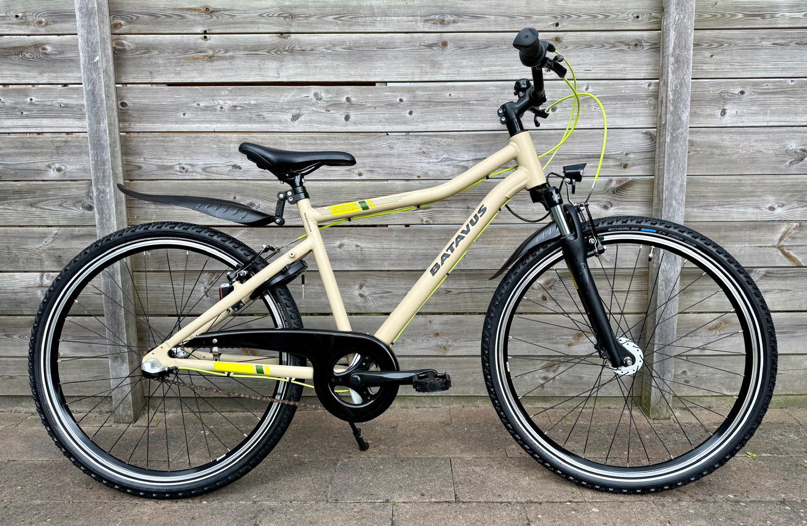 Als nieuw, Batavus Booster 26 inch jongensfiets, Fietsen en Brommers, Velgrem, Zo goed als nieuw, Handrem, Ophalen
