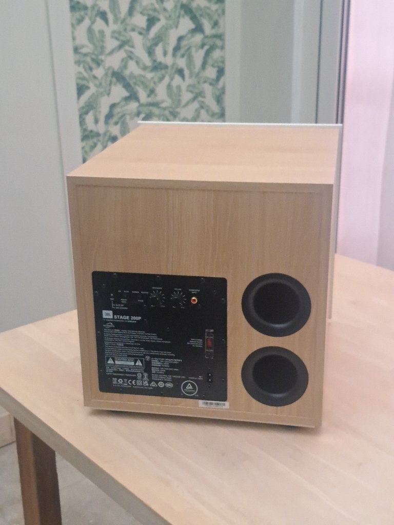 JBL Stage 2 10inch subwoofer 200P latte, 150 watt of meer, Basreflex, Ophalen of Verzenden, Zo goed als nieuw