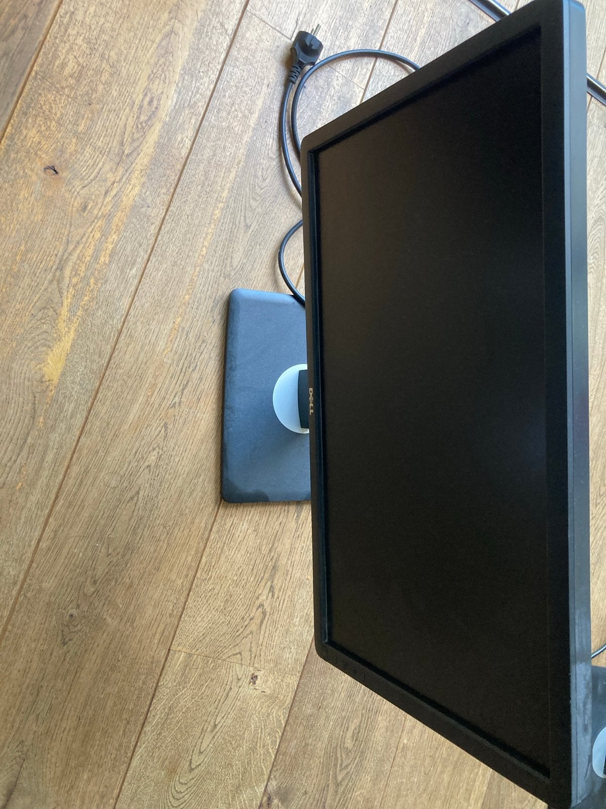 2x Dell monitoren + Lenovo toetsenbord, Computers en Software, Ophalen, Gebruikt