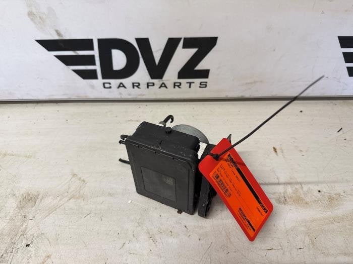 ABS Pomp van een Volkswagen Golf, Gebruikt, -, Volkswagen, -