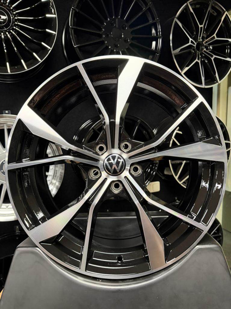 19 inch velgen voor Volkswagen Misano look Rline 5x112 T-roc