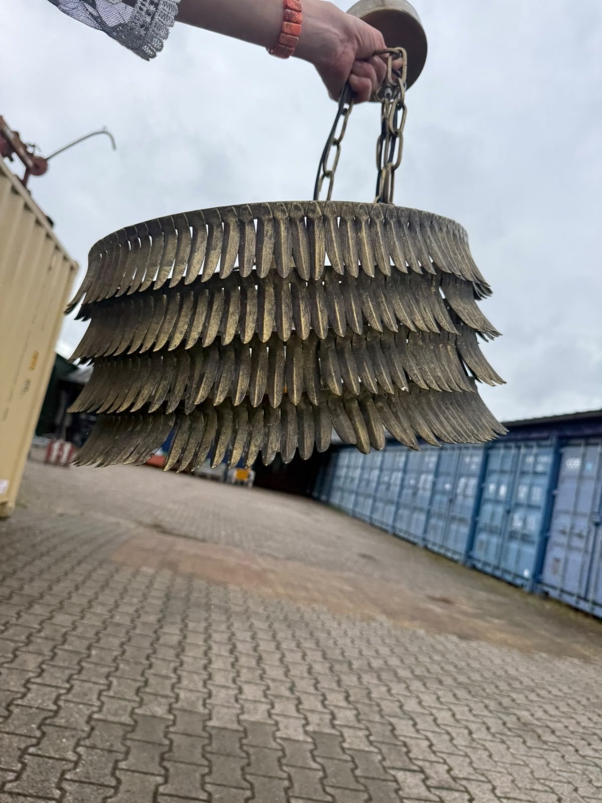 PTMD Marinth gouden hanglamp met veren, Ophalen of Verzenden, Gebruikt, Metaal, E27 (groot)