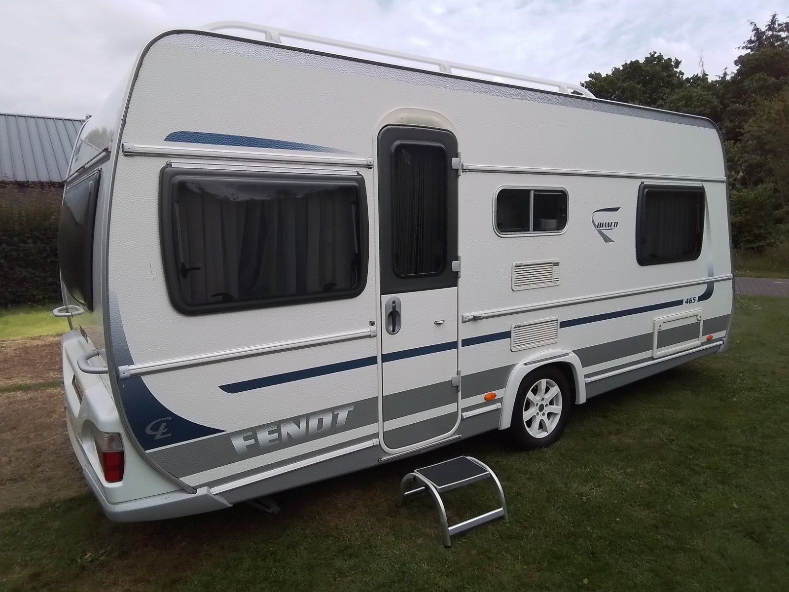 Fendt Caravan Bianco 465 inclusief dorema voortent en luifel, Caravans en Kamperen, Caravans, Rondzit, Particulier, Fendt, 5 tot 6 meter