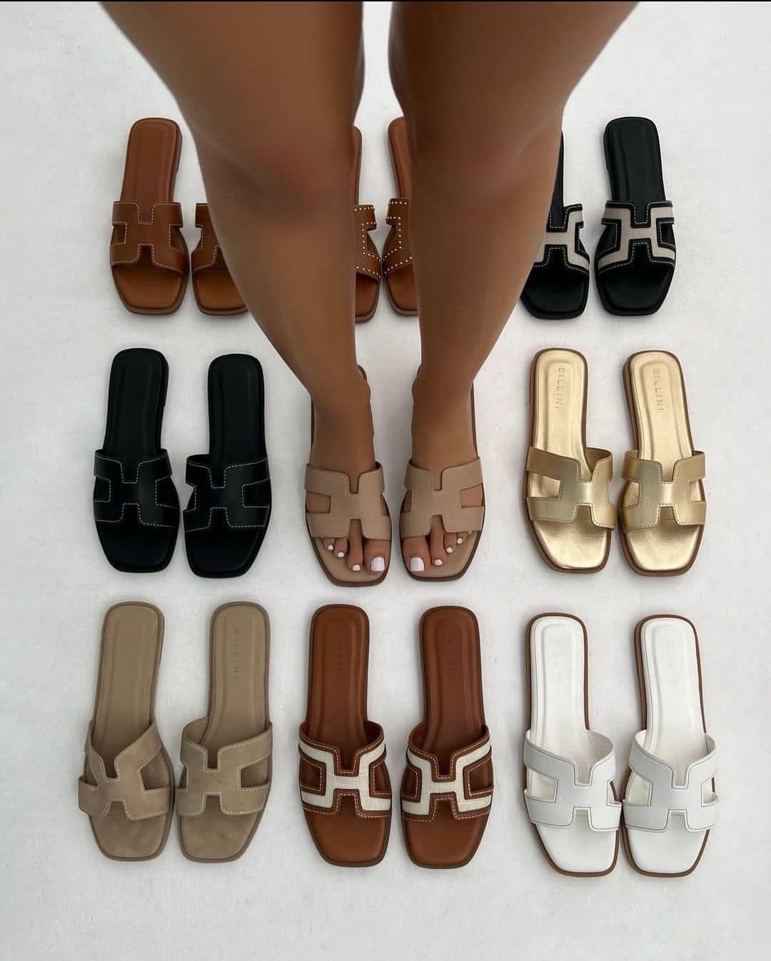 Stijlvolle Dames Slippers - Diverse Kleuren, Ophalen of Verzenden, Zo goed als nieuw, Zwart, Slippers