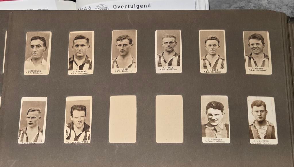 19 oude voetbal reclame plaatjes PSV UITGAVE MOSLEM 1926, Verzamelen, Ophalen of Verzenden, Gebruikt, Ajax, Poster, Plaatje of Sticker