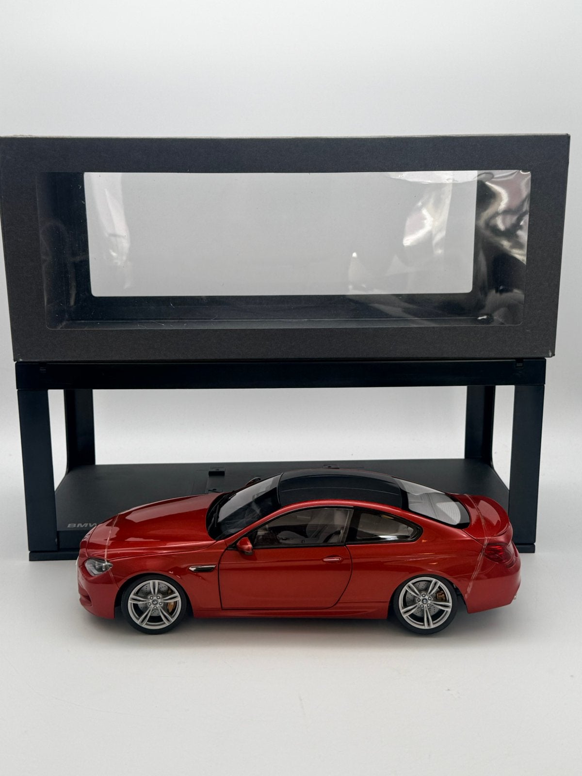 BMW M6 Gran Coupe (F06) 1:18 Paragon dealer model, Ophalen of Verzenden, Nieuw, Auto, Overige merken