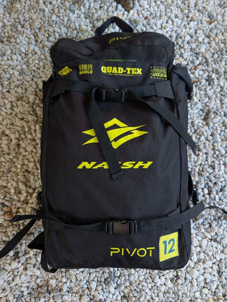 Naish Pivot 2025 12m, Watersport en Boten, Kitesurfen, Geen board, Ophalen of Verzenden, Zo goed als nieuw, Kite