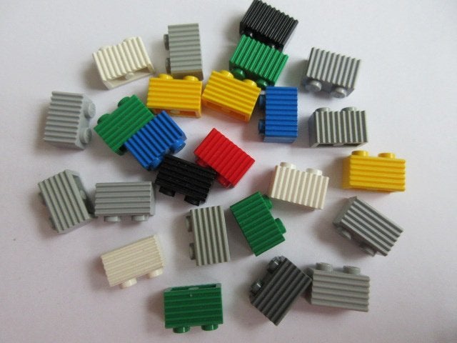 nr. 7016, Steentjes 1x2 met grill, 2877 Brick 1x2 with Grill, Ophalen of Verzenden, Zo goed als nieuw, Losse stenen, Lego