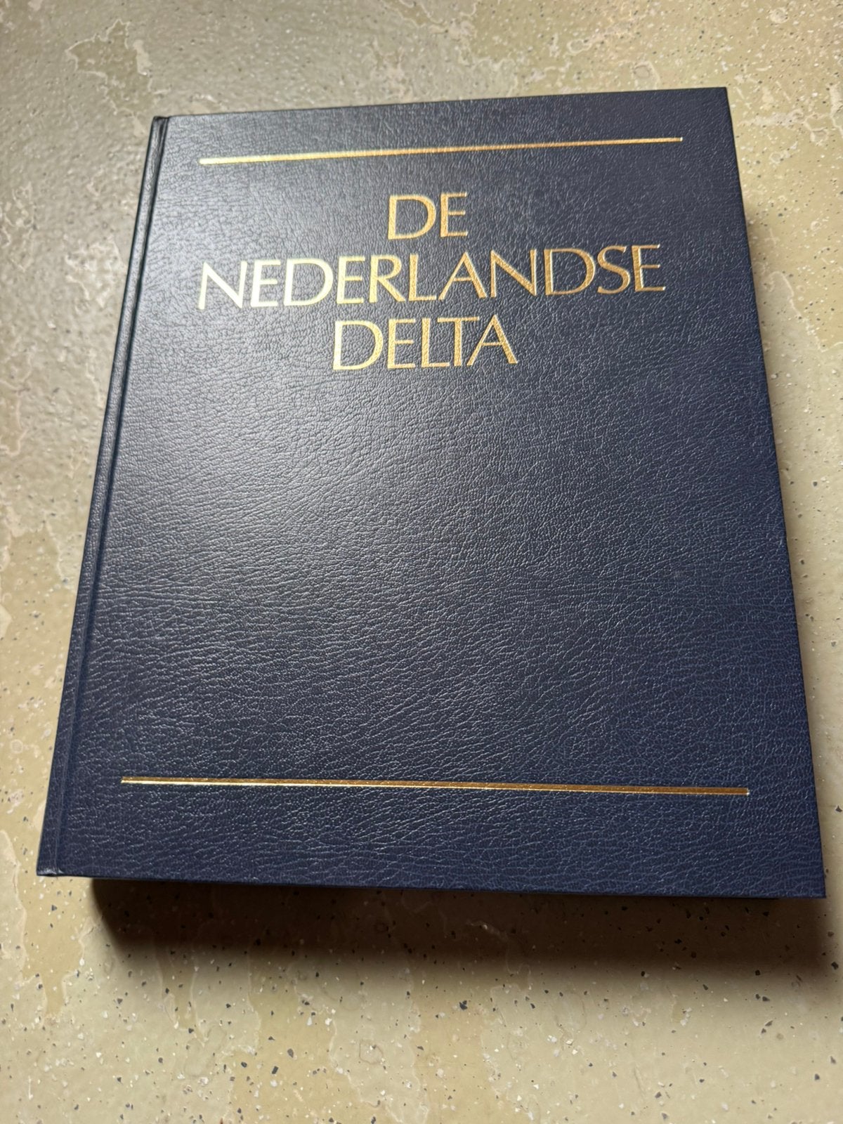 Boek de Nederlandse Delta, Ophalen, Zo goed als nieuw