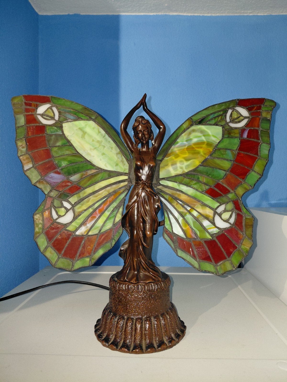 Tiffany madame butterfly lamp, Ophalen, Tiffany lamp, Vintage, Zo goed als nieuw