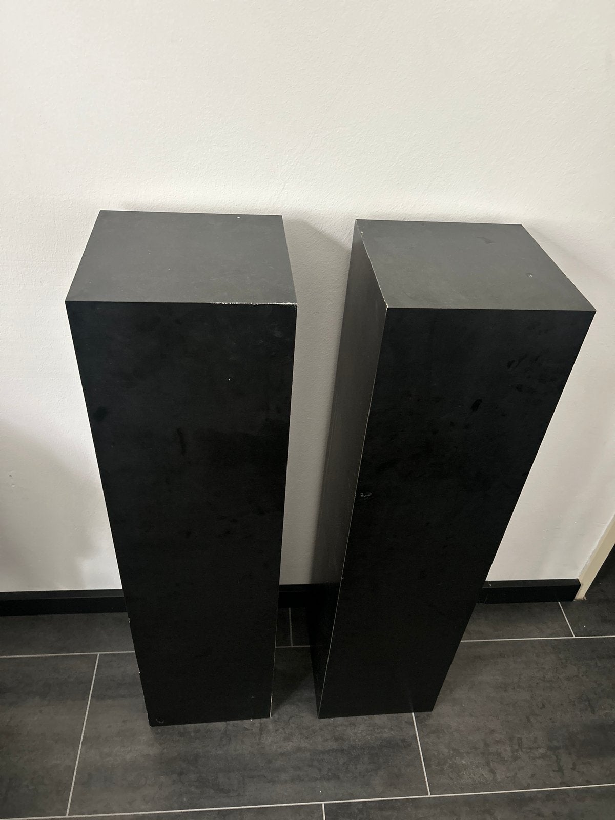 2 mdf zuilen / pilaren zwart, Ophalen, Gebruikt