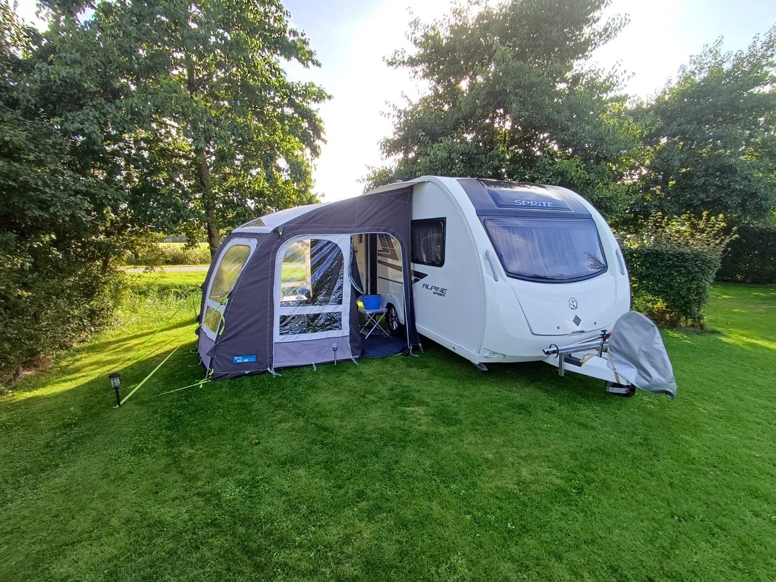 Kampa Ace Air 3oo, Caravans en Kamperen, Ophalen, Gebruikt