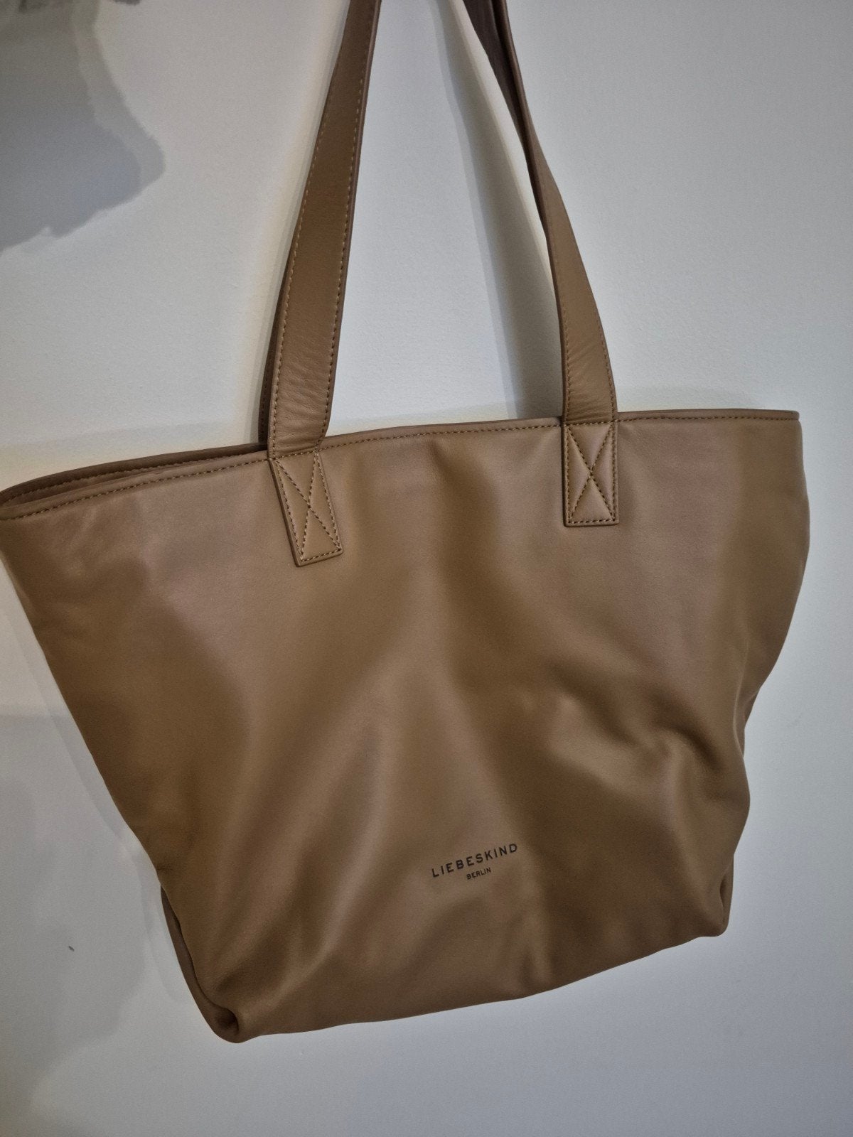 Liebeskind zachtleer shopper van 100 nu 80, Ophalen of Verzenden, Nieuw, Bruin, Shopper
