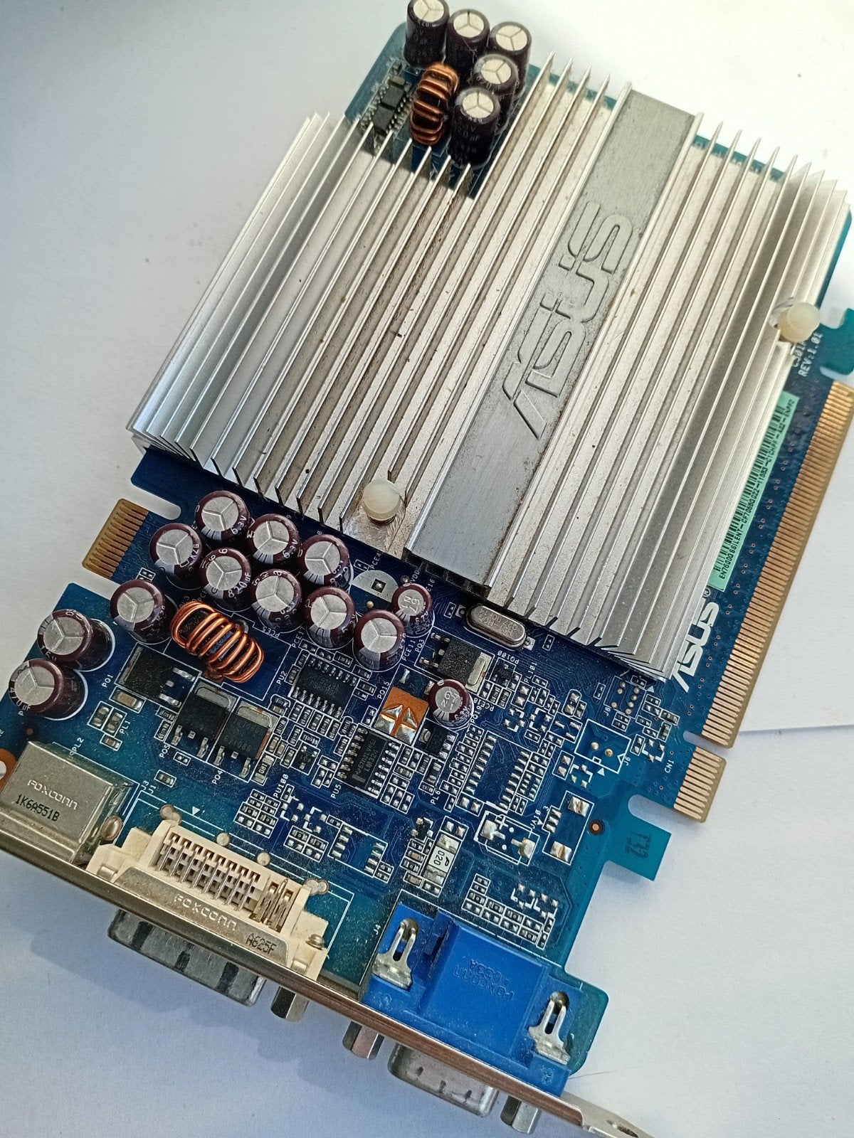 ASUS EN7600GS SILENT/HTD/256M/A Grafische Kaart, Computers en Software, Gebruikt, Ophalen of Verzenden, PCI-Express 1, GDDR2