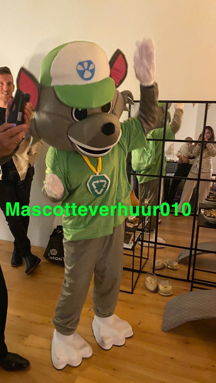 Paw patrol Rocky mascotte te huur, Ophalen, Zo goed als nieuw, Verjaardag