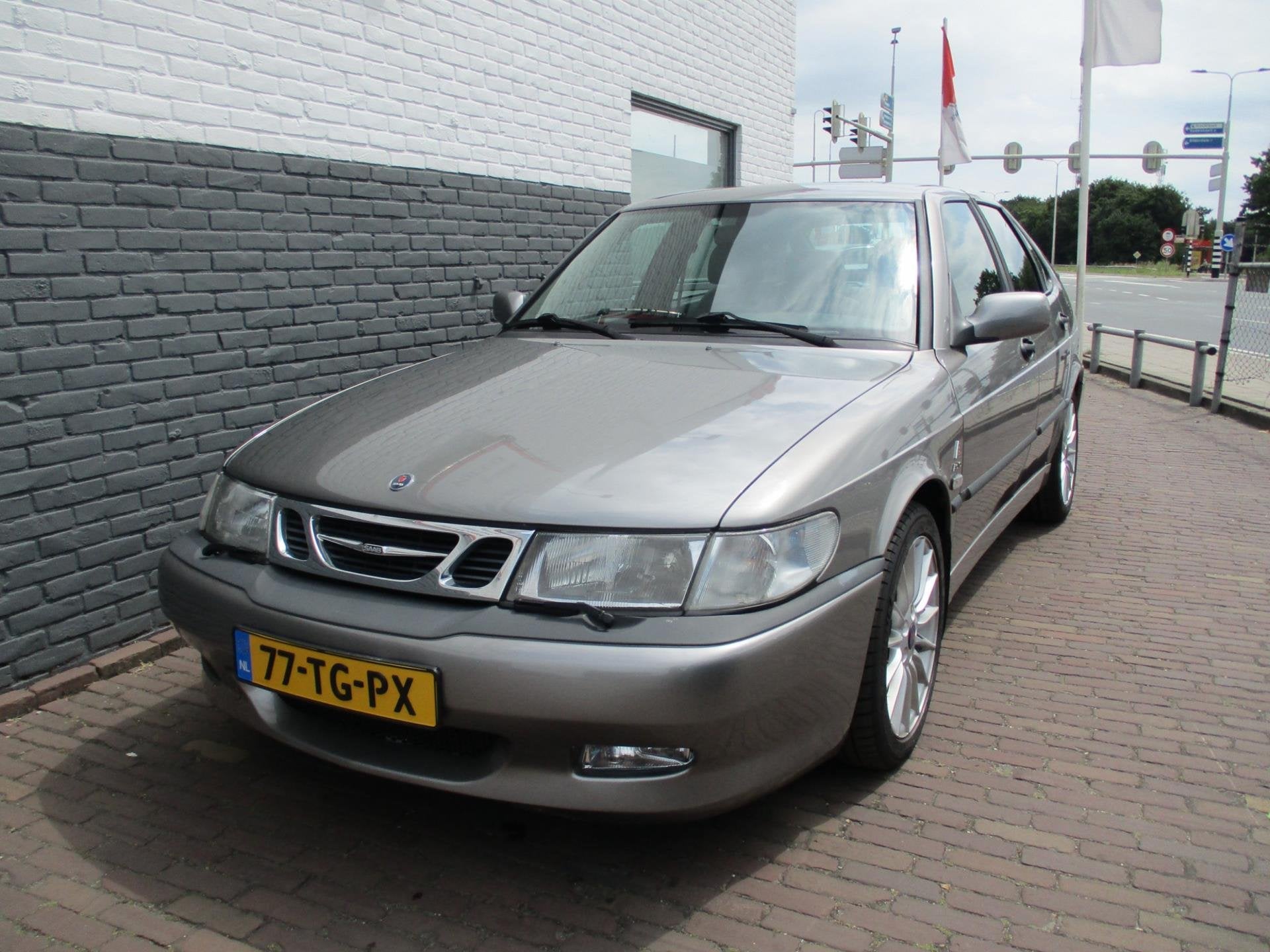 Saab 9-3 2.3t b235r, Gebruikt, Zwart, 4 cilinders, Handgeschakeld