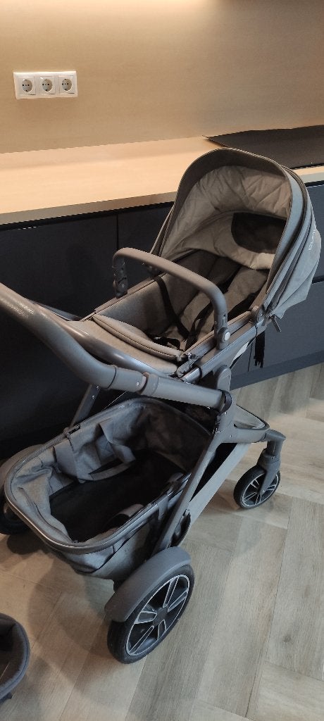 Kinderwagen compleet nuna demi grow, Kinderwagen, Ophalen of Verzenden, Zo goed als nieuw, Verstelbare duwstang
