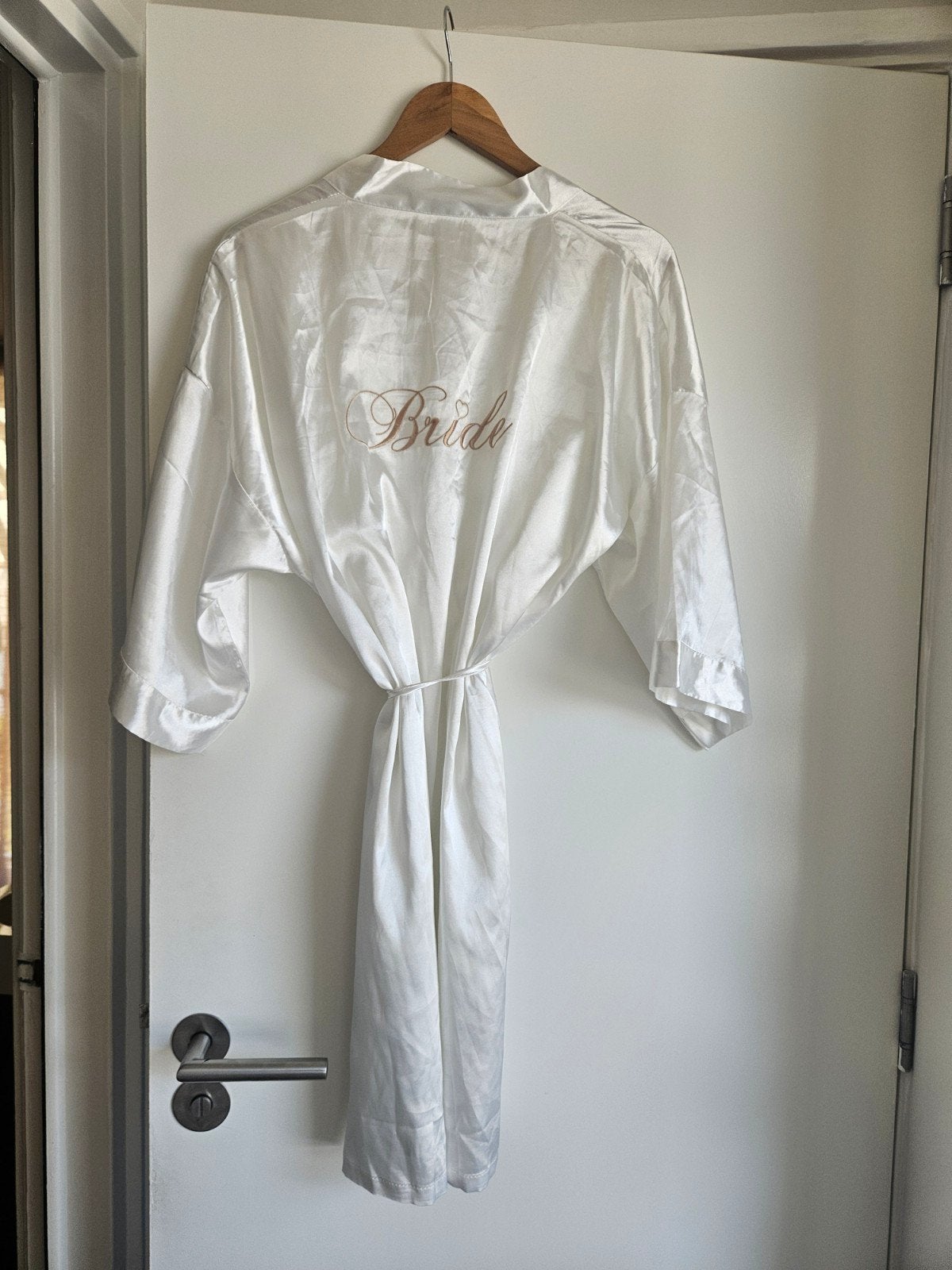 Witte satijnen Bride kimono van DRKS, Wit, DRKS, Ophalen of Verzenden, Zo goed als nieuw