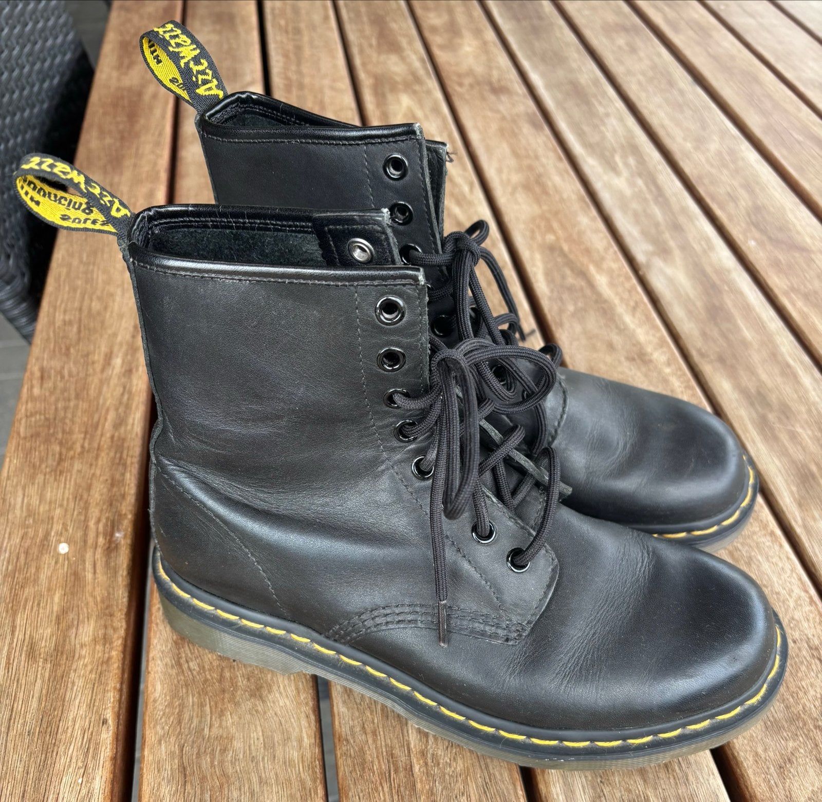 Dr. Martens AirWair zwart, maat 38, Kleding | Dames, Schoenen, Zwart, Lage of Enkellaarzen, Ophalen of Verzenden, Zo goed als nieuw