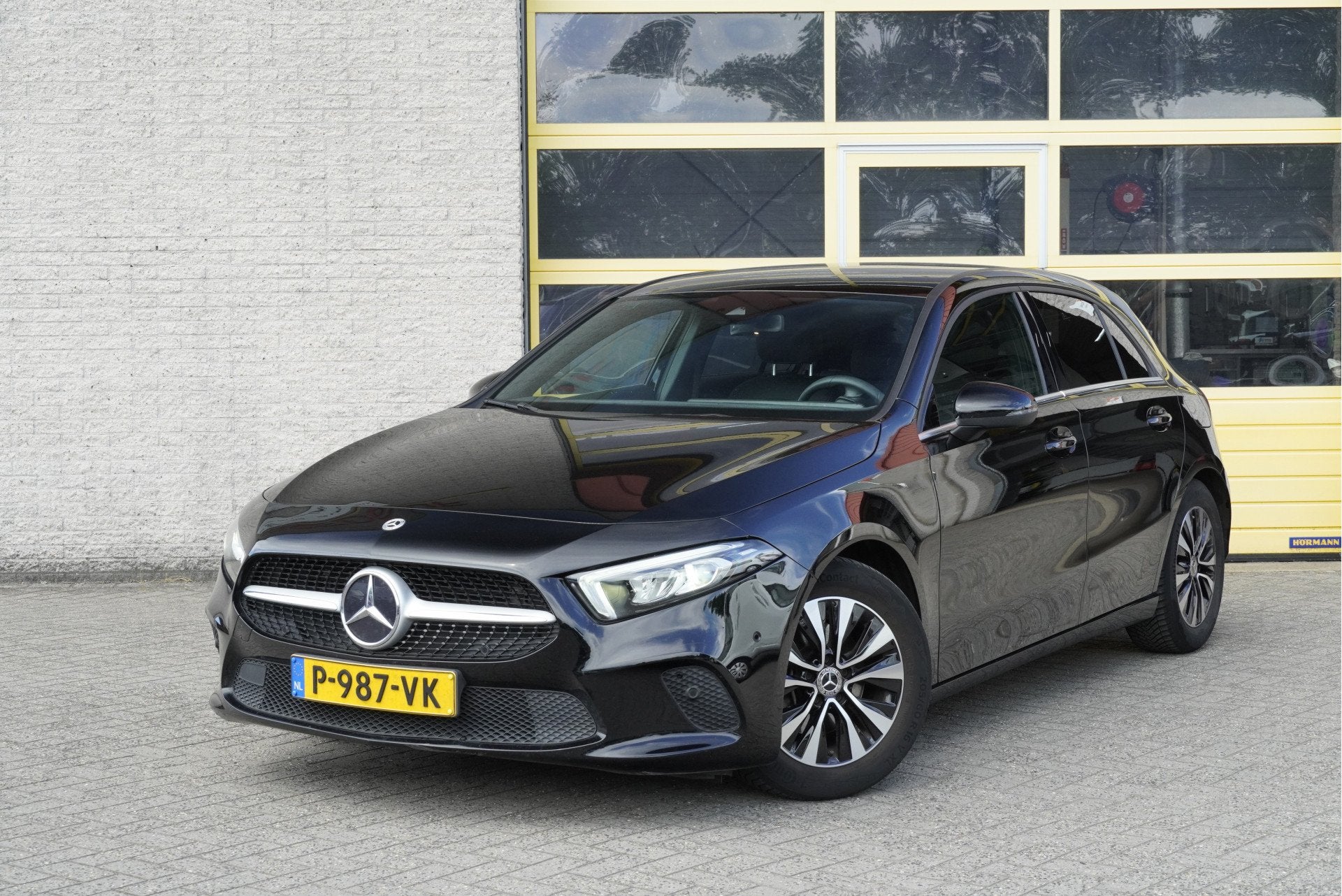 Mercedes-Benz A-Klasse 180 Automaat! Business Solution BJ202, 136 pk, Gebruikt, 4 cilinders, Leder en Stof