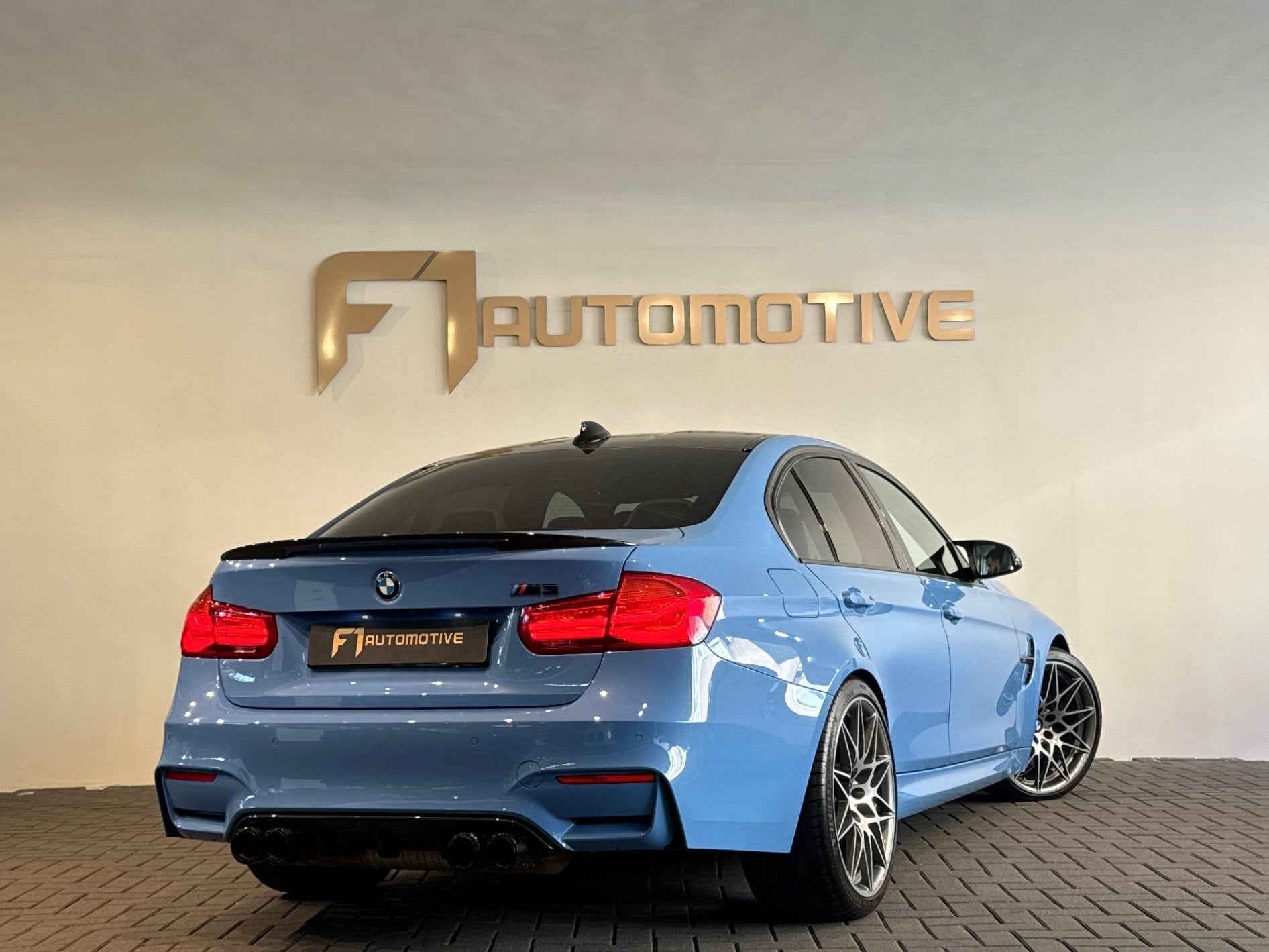BMW 3-serie M3 DCTA Carbon|Keyless|HuD|H/K|Memory|Camera, Auto's, BMW, Automaat, Achterwielaandrijving, Euro 6, 1535 kg