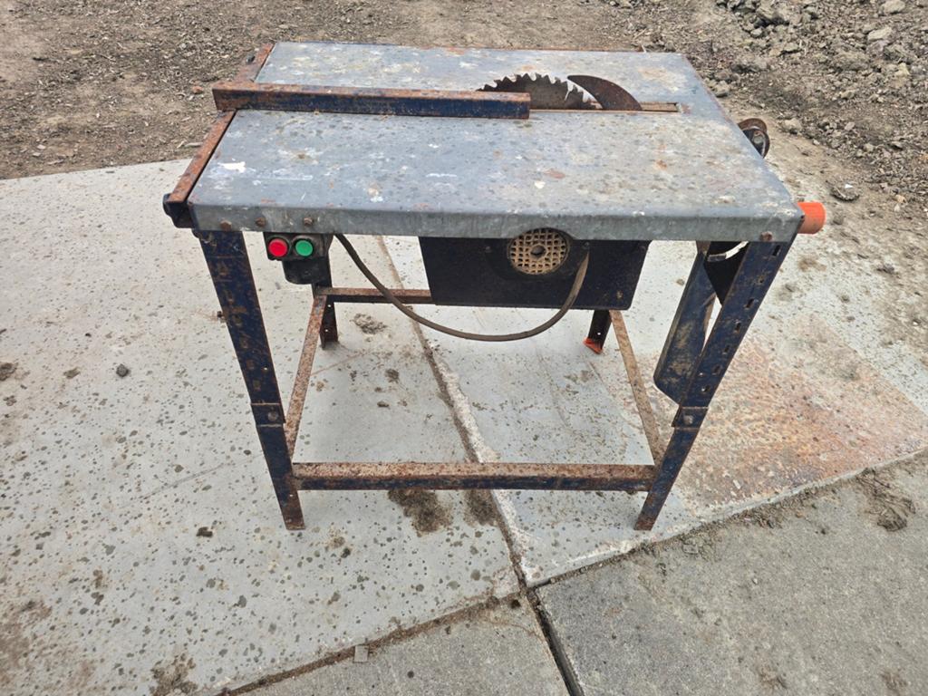 Zaagtafel, Doe-het-zelf en Verbouw, Gereedschap | Zaagmachines, Ophalen of Verzenden, 1200 watt of meer, 70 mm of meer