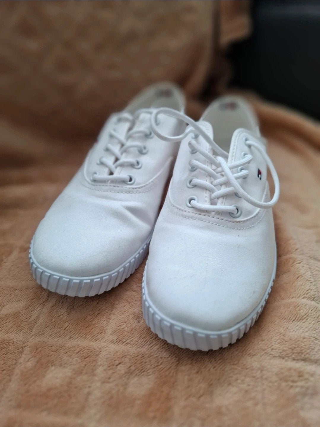 Tommy hilfinger   schoenen       Maat 38, Kleding | Dames, Wit, Ophalen of Verzenden, Sneakers of Gympen, Gedragen