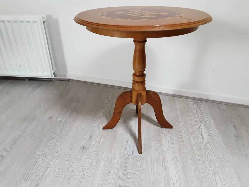 Wijntafel/ bijzettafel., Ophalen