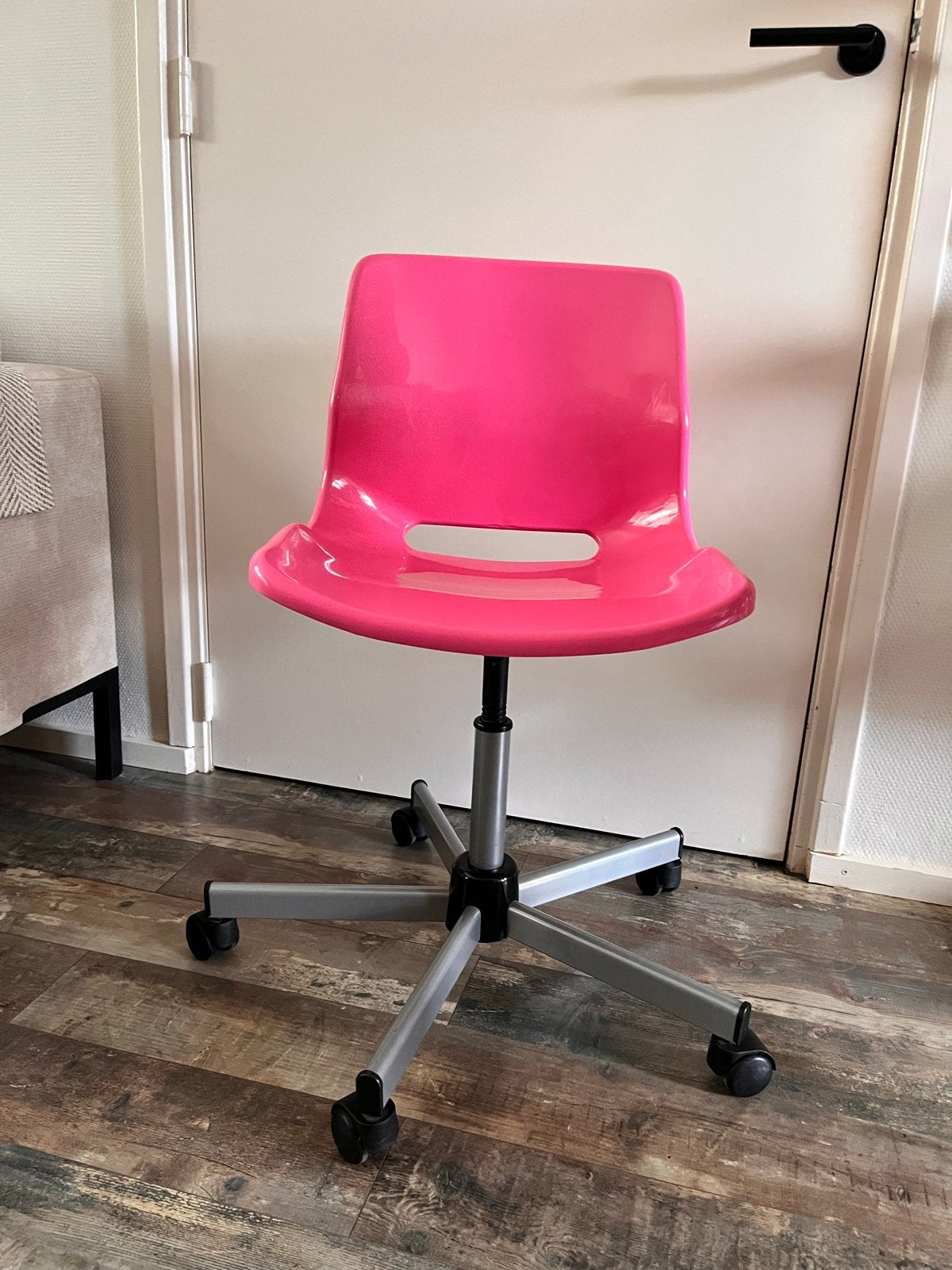 Roze in hoogte verstelbare bureaustoel, Huis en Inrichting, Bureaustoelen, Ophalen, Gebruikt, Roze, Bureaustoel